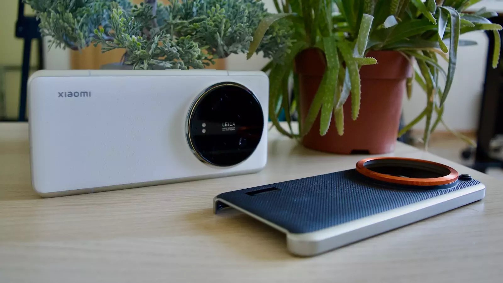 Újabb pletykák láttak napvilágot a Xiaomi 15 Ultra-ról