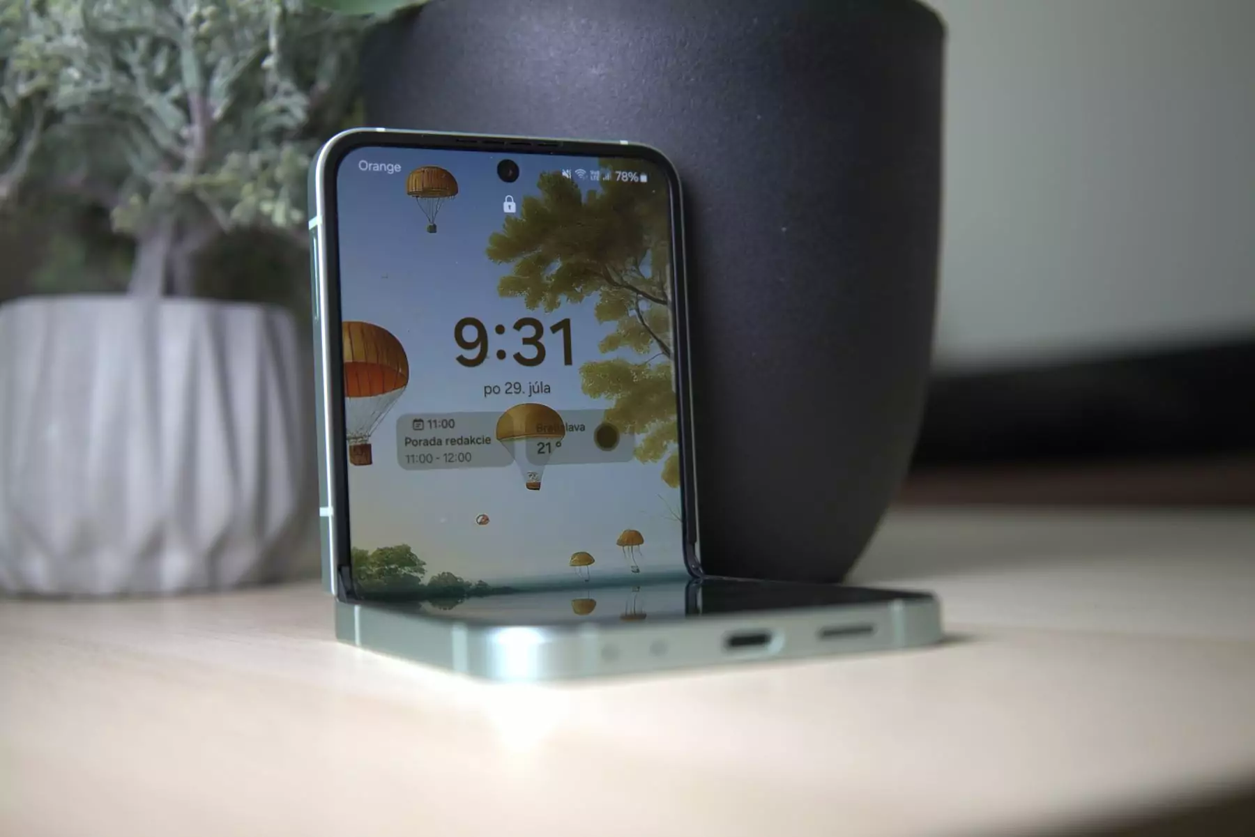 Olcsóbb összecsukható kagylótelefonnal készül a Samsung