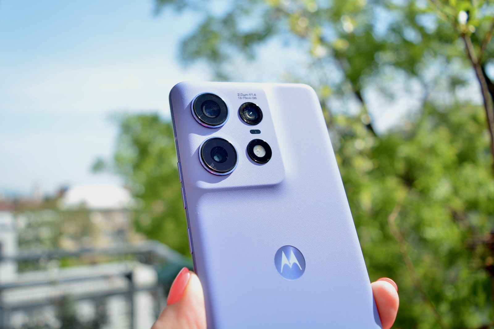 A Motorola néhány napon belül bemutatja új okostelefon-sorozatát, köztük a hajlítható Razr modelleket.